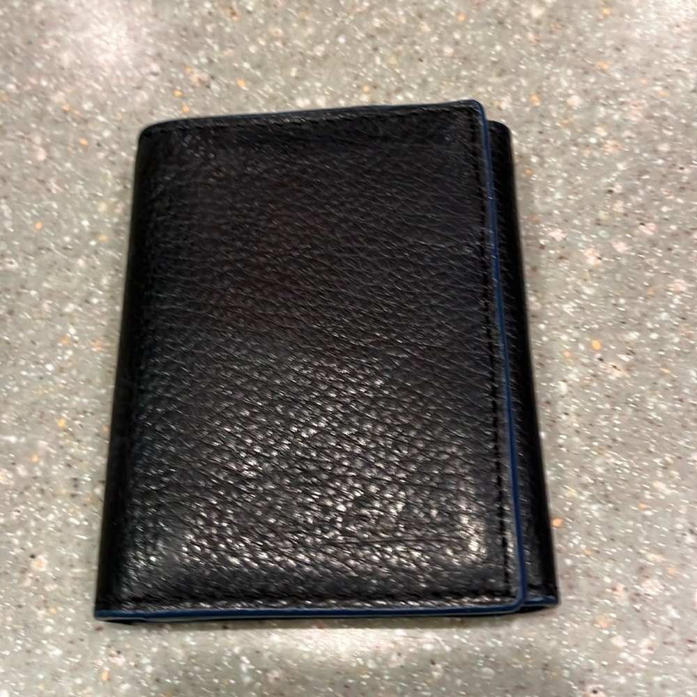 Robert Graham men’s trifold New Black Leather Wallett